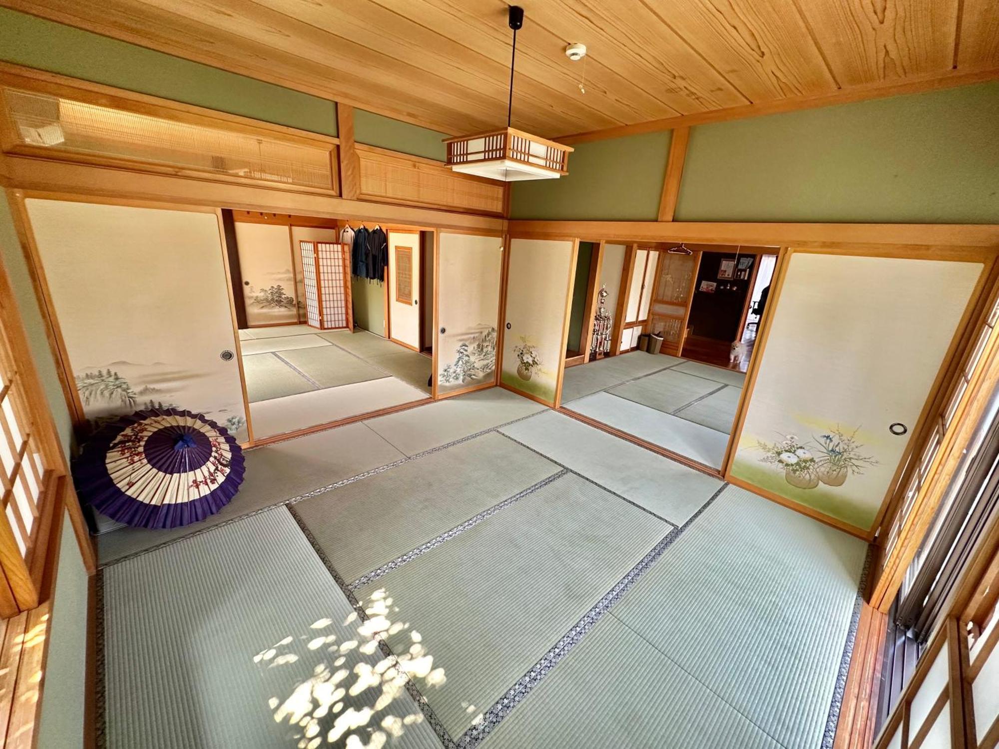 青森伝統芸能を楽しめる繭子の宿 Hachinohe Extérieur photo